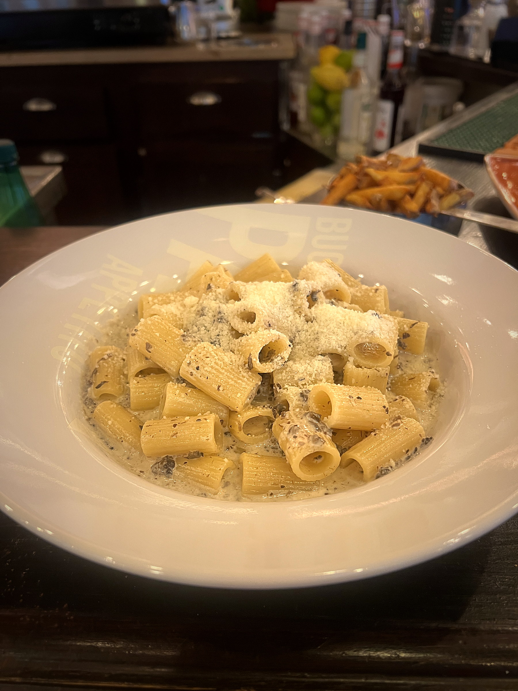Pâtes à la crème de truffe et cèpes